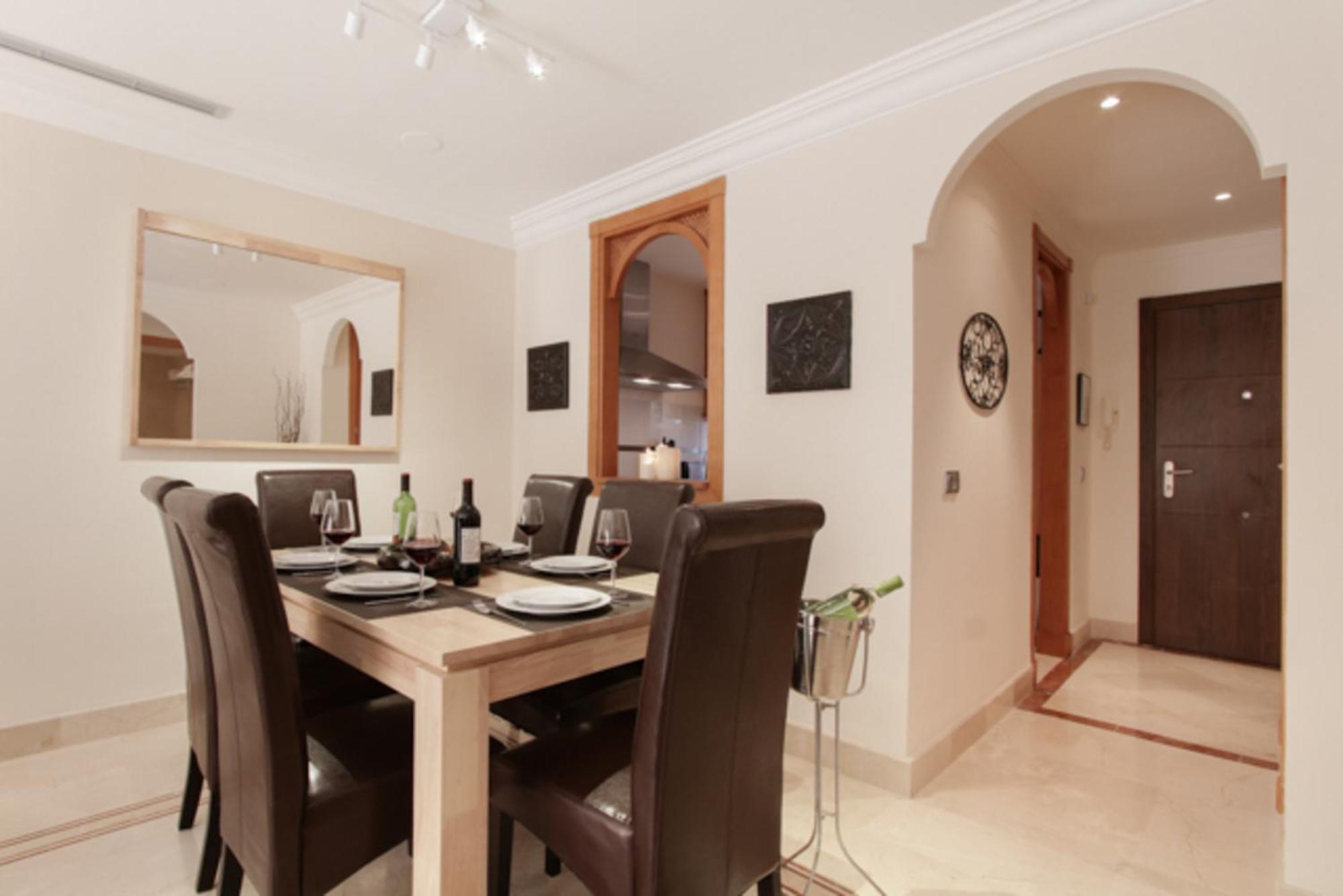 Aloha Hill Club Lluxury 5 Star Golf Resort Near Puerto Banus And マルベーリャ エクステリア 写真